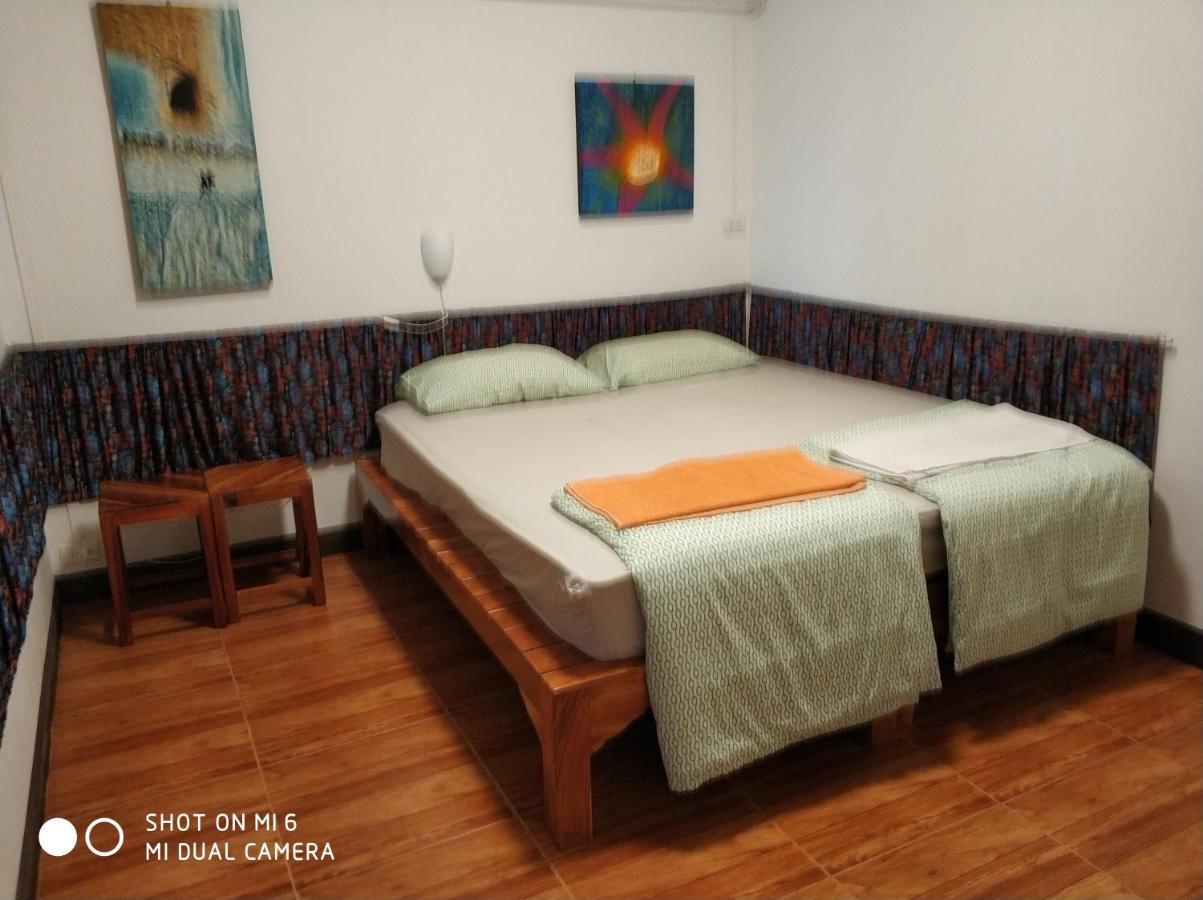 Studio Apartment 12 Floor Close To Mrt In Hua Mak Bangkok Exterior photo